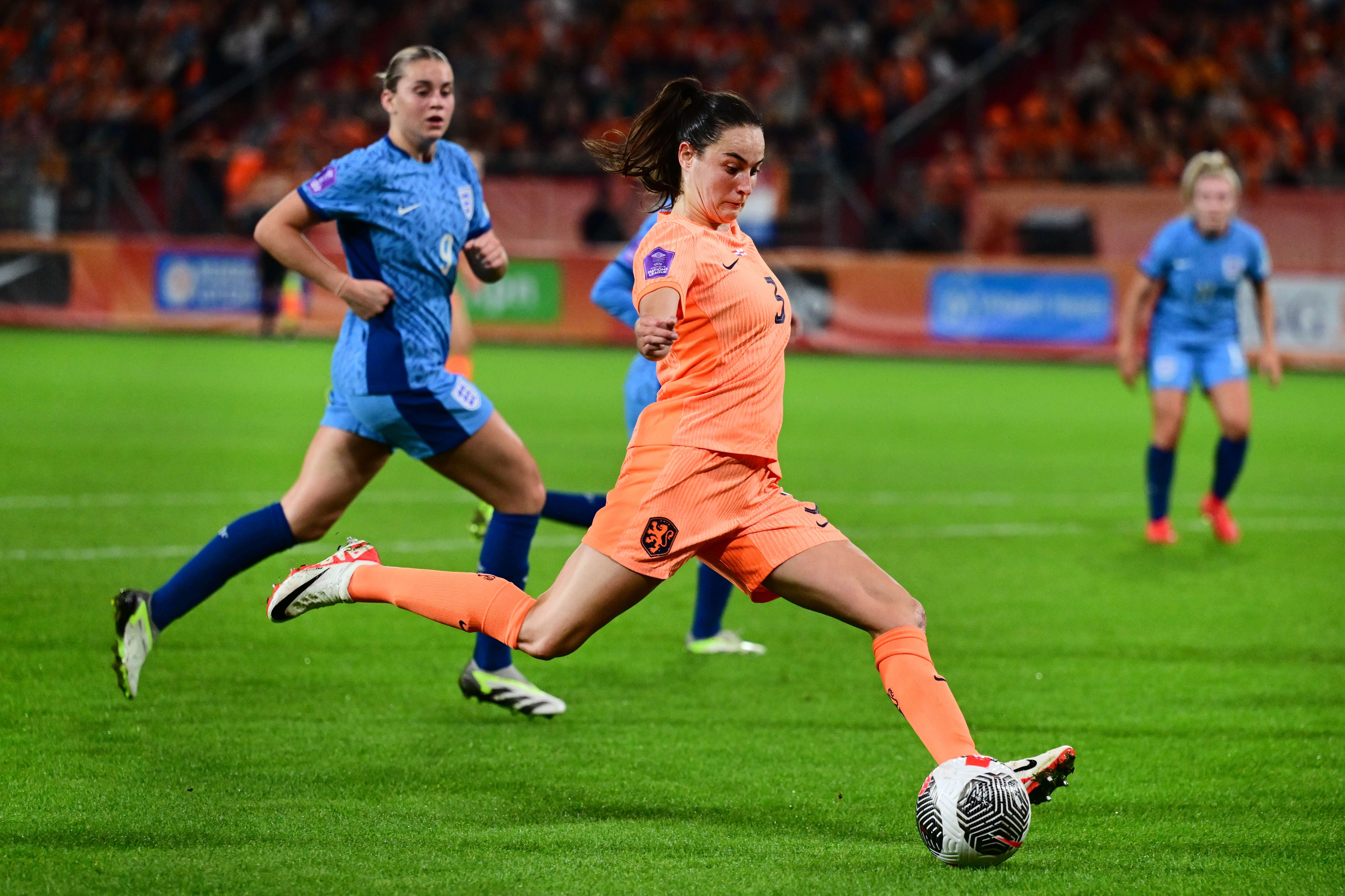 Tottenham Hotspur Women Sign Caitlin Dijkstra From Wolfsburg