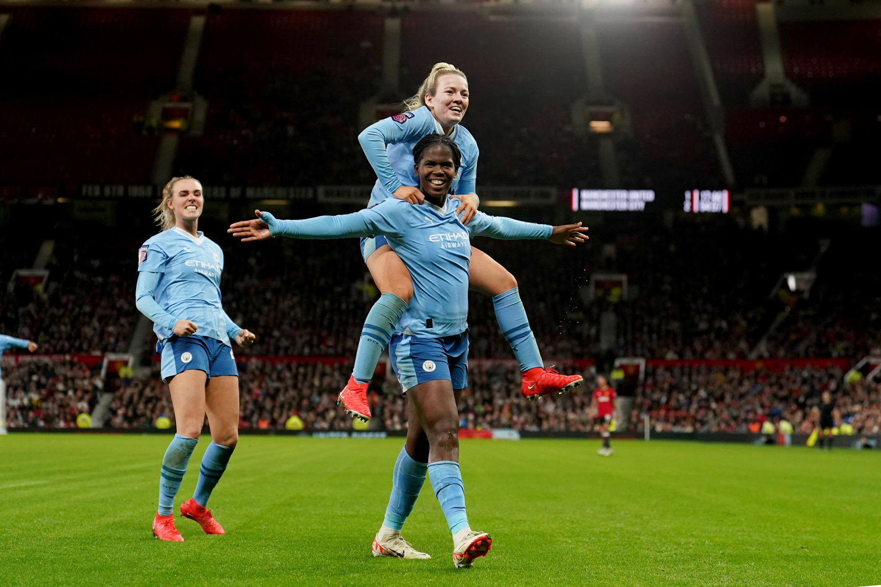 Khadija Shaw Commits Future to Manchester City After WSL Title Win
