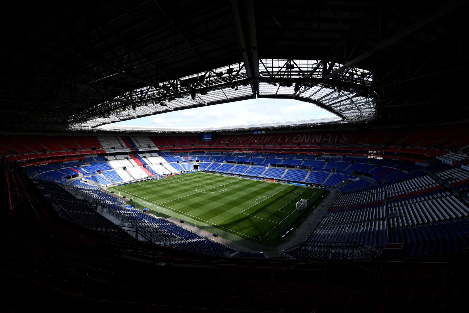 Arsenal Flip the Script in Lyon and go to UWCL Final