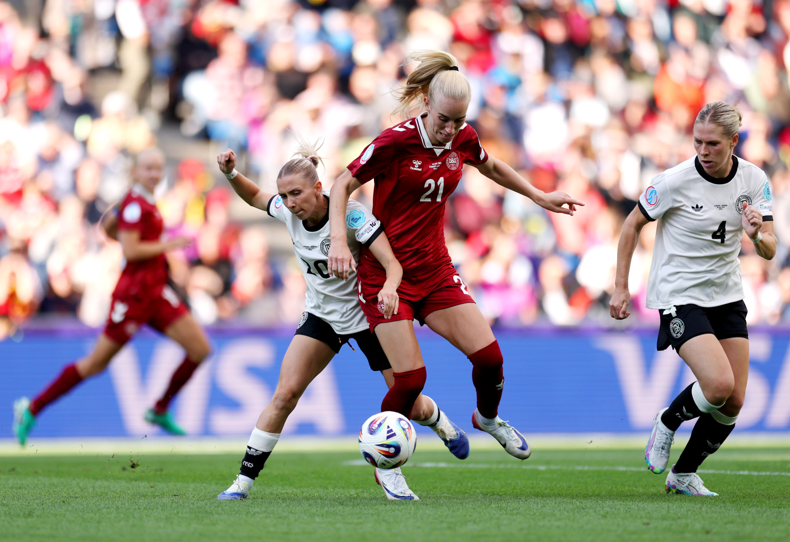 Real Madrid Sign Germany International Elisa Senß From Eintracht Frankfurt