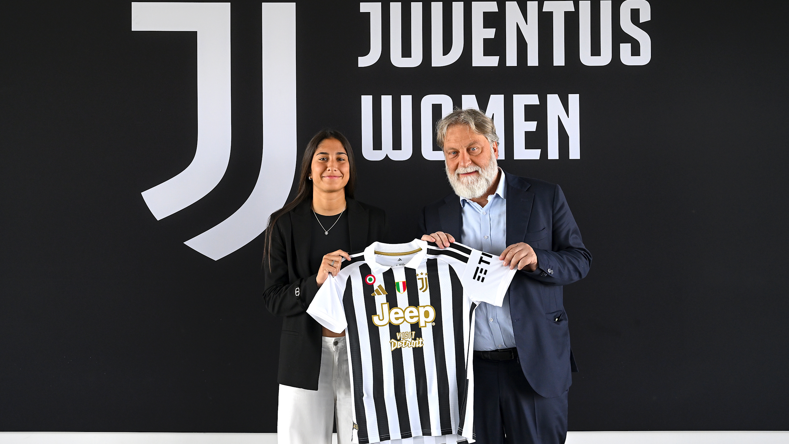 Juventus Women Secure Chiara Beccari and Ana Capeta as Paulina Krumbiegel Departs