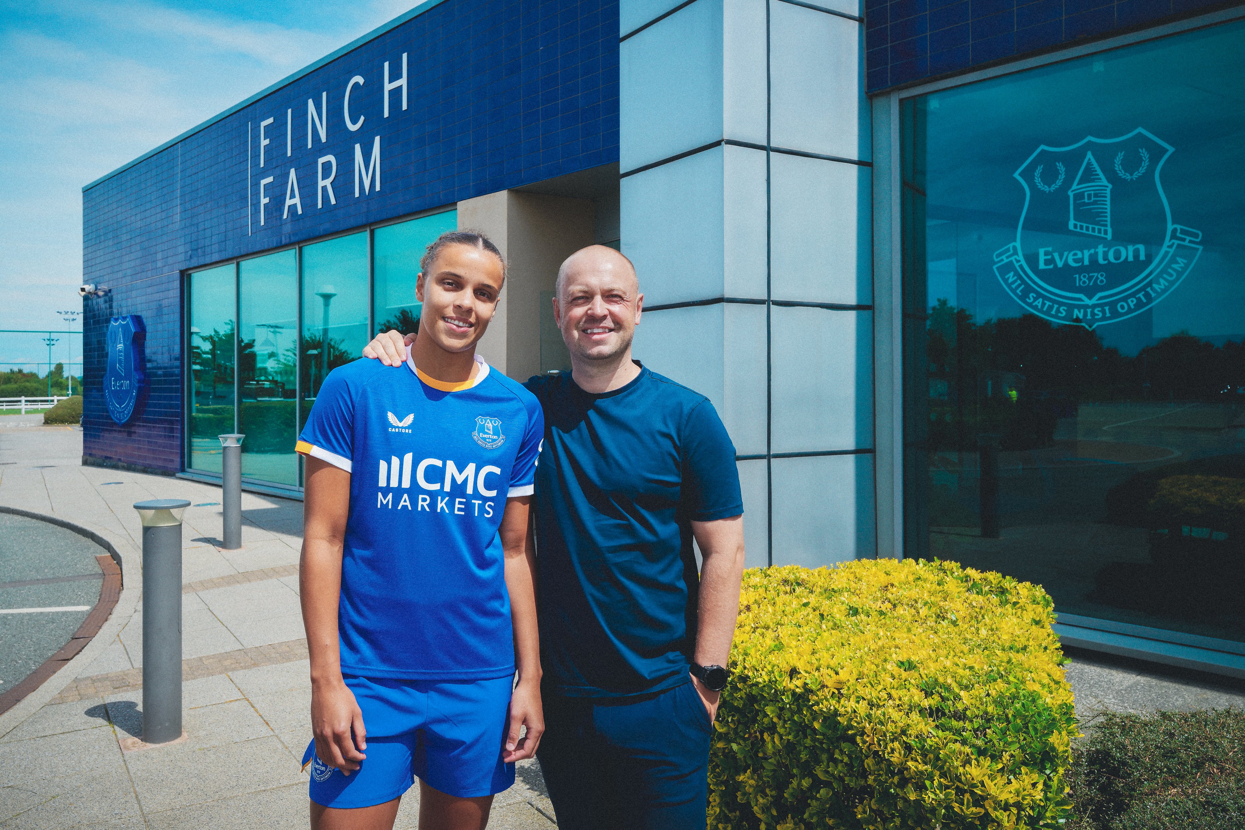 Noémie Mouchon Joins Everton On Free Transfer