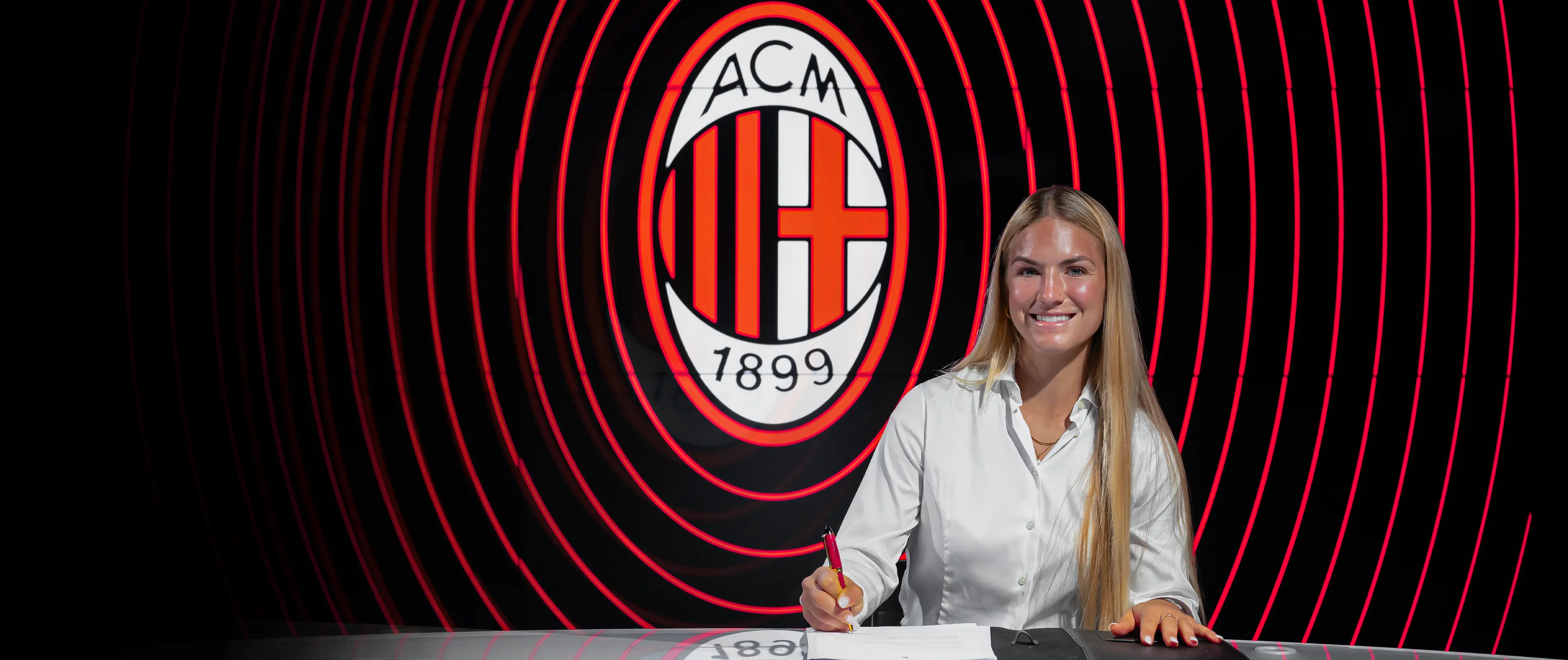 Juventus Midfielder joins AC Milan on Loan