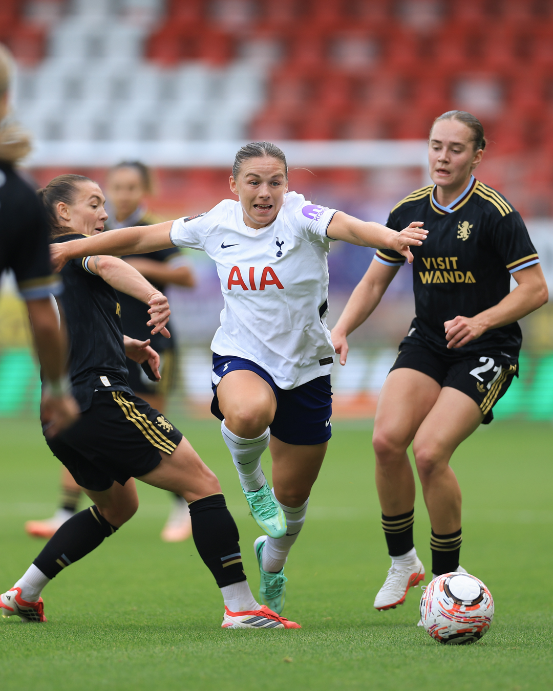 WSL Matchweek 4: Tottenham Hotspur vs Aston Villa Kirsty Hanson